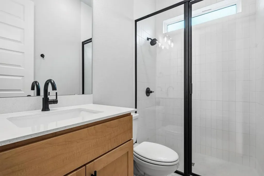 1204 Blue Moon Drive Georgetown TX 78628