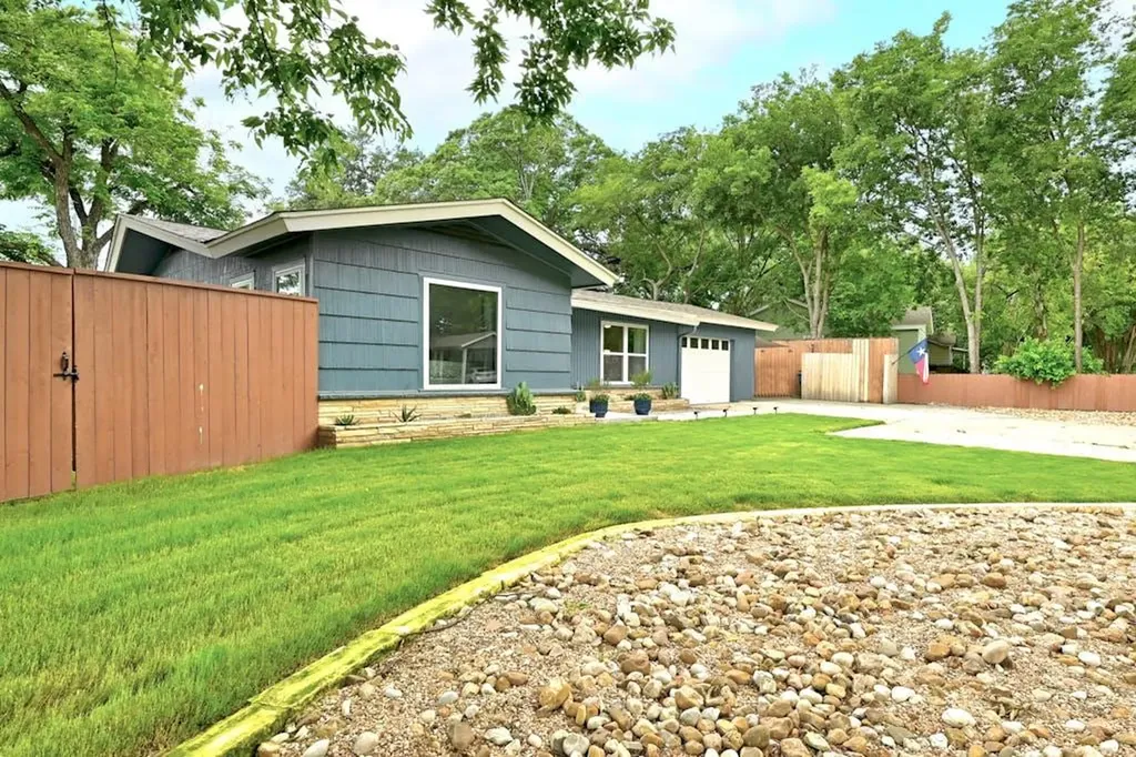 5700 Avenue G Austin TX 78752