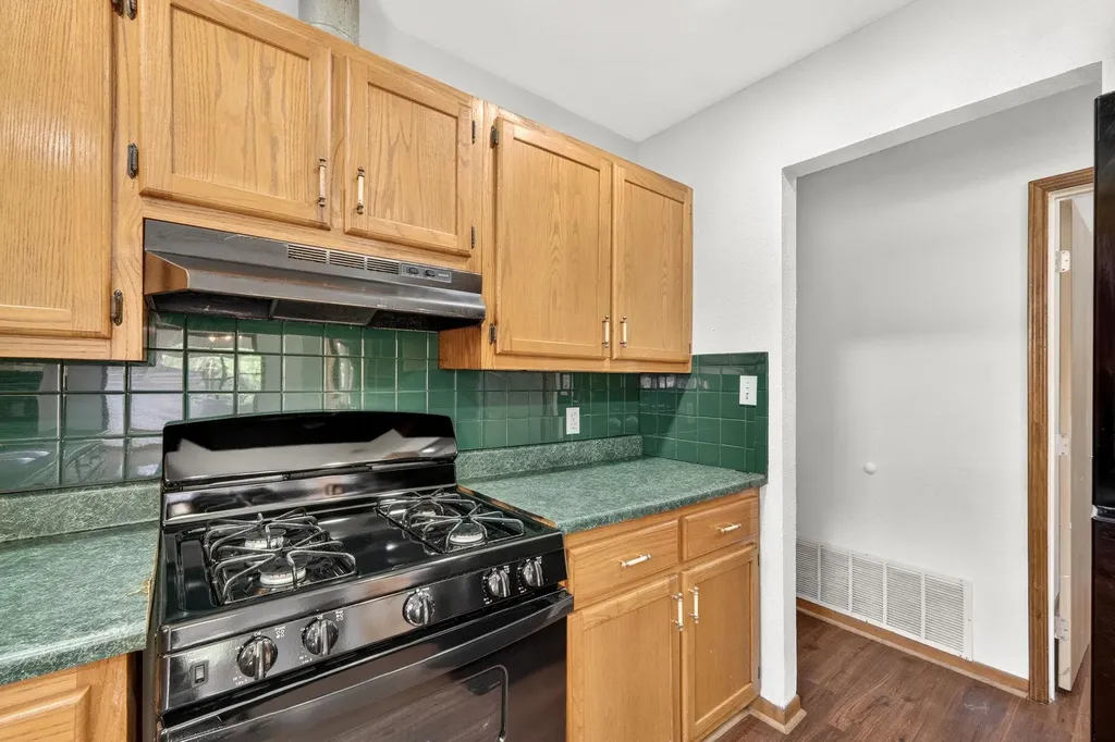 903 Travis Street Lockhart TX 78644