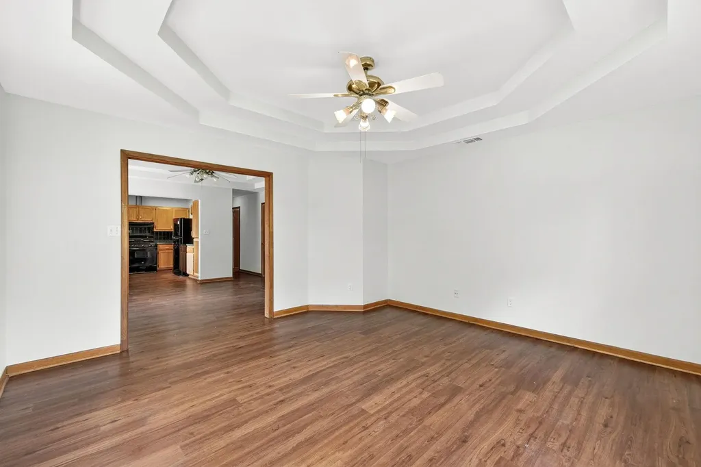 903 Travis Street Lockhart TX 78644