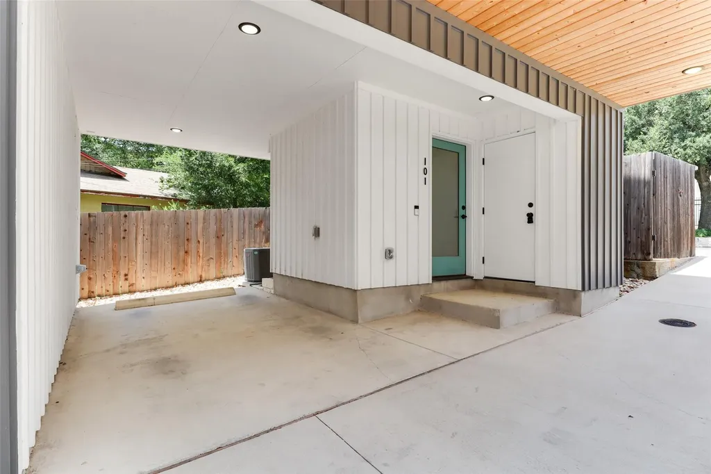 913 Duncan Lane Austin TX 78705