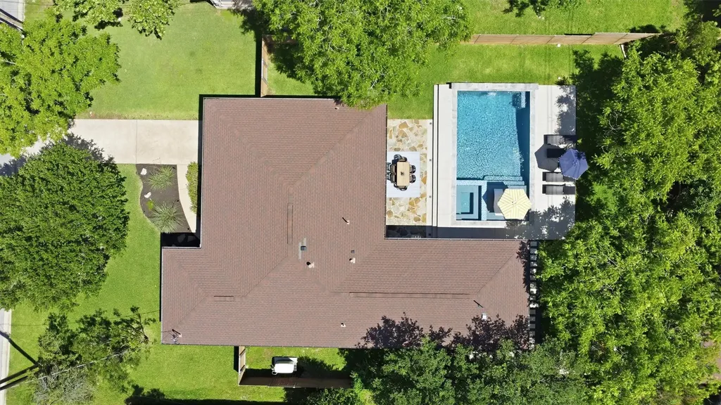 4801 Roundup Trail Austin TX 78745