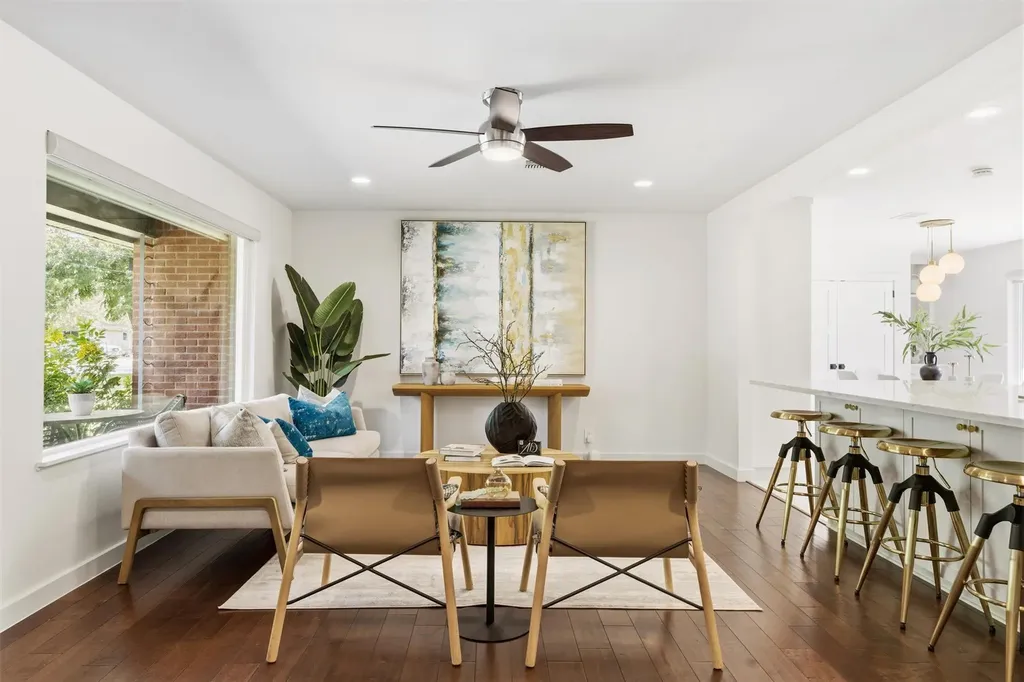 4801 Roundup Trail Austin TX 78745