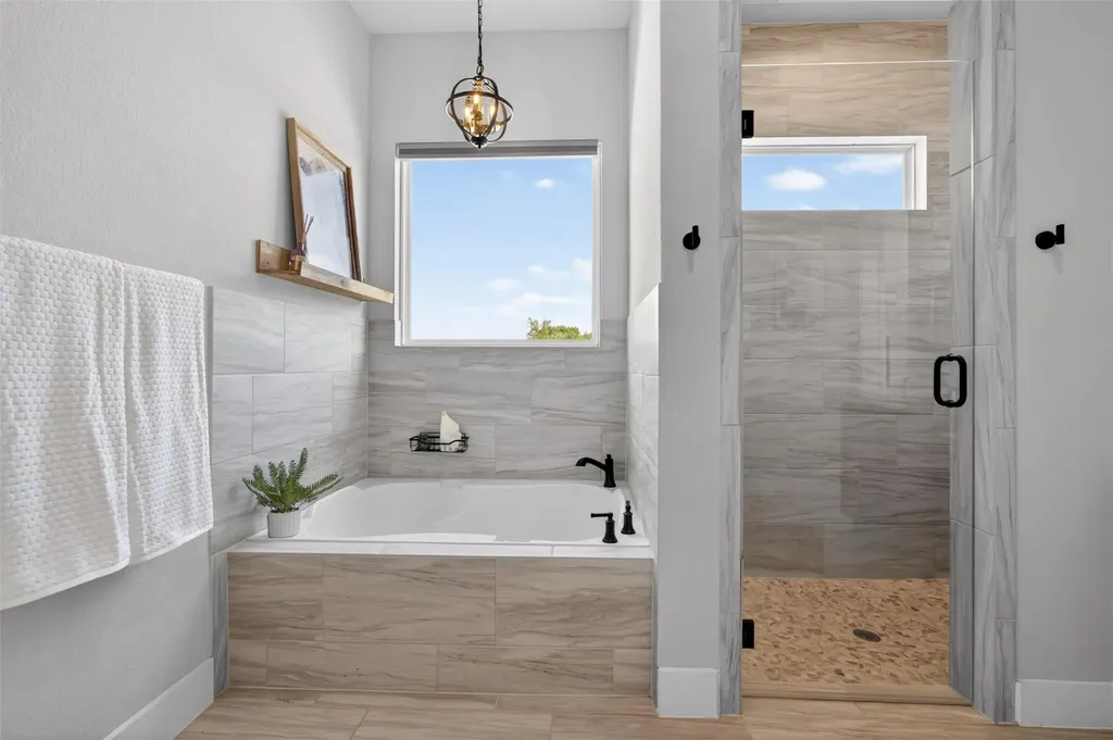 317 Esperanza Petal Pass Liberty Hill TX 78642