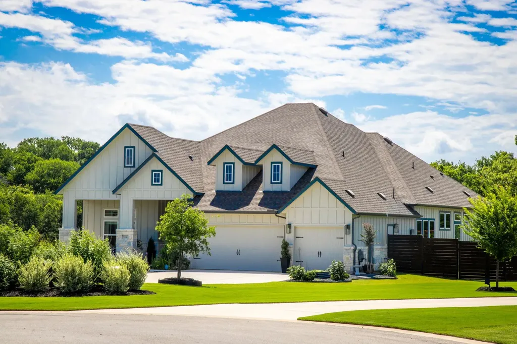 132 Mcnaughton Drive Liberty Hill TX 78642