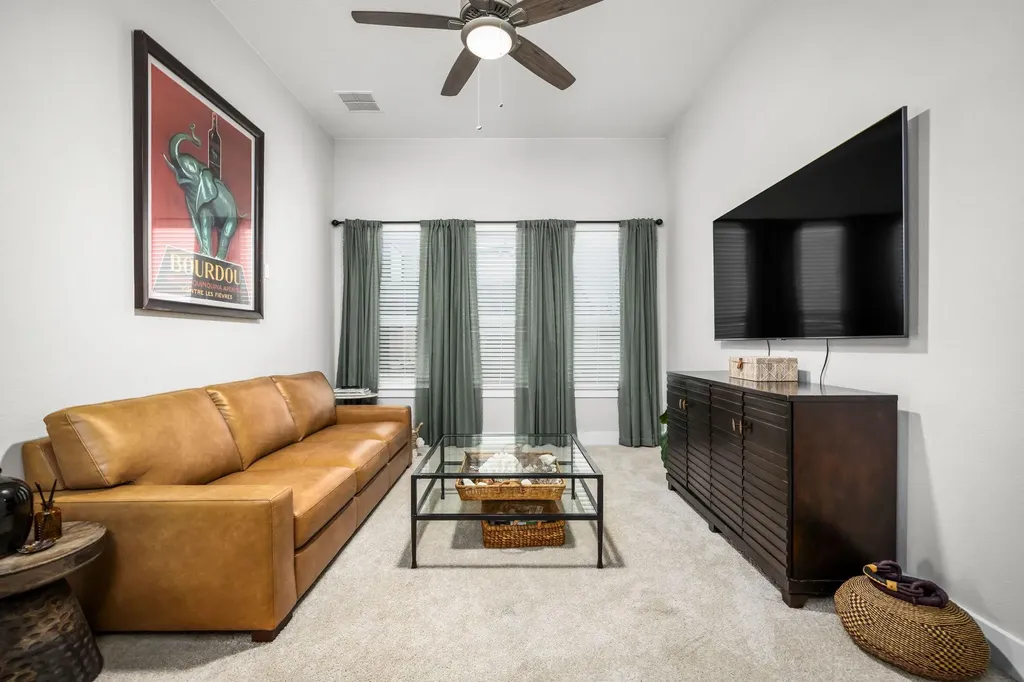 132 Mcnaughton Drive Liberty Hill TX 78642