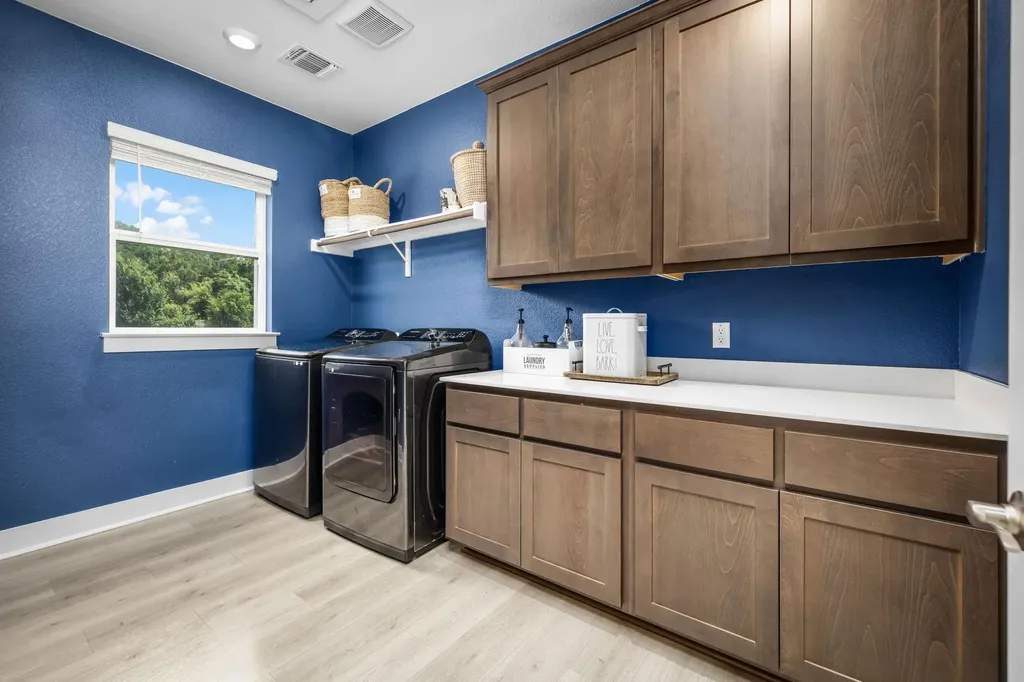 132 Mcnaughton Drive Liberty Hill TX 78642