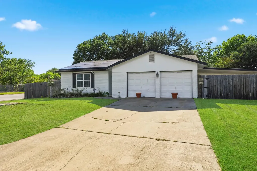 7106 Moat Cove Austin TX 78745