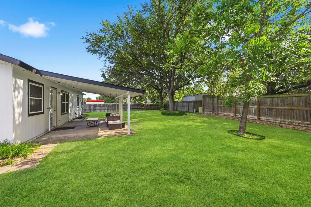7106 Moat Cove Austin TX 78745