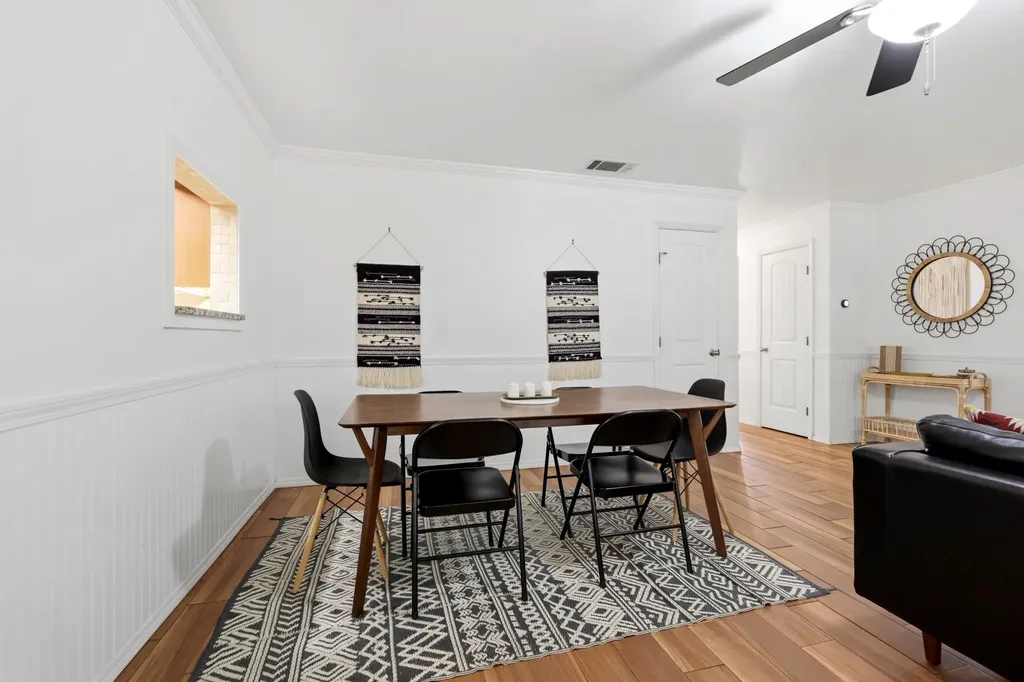 7106 Moat Cove Austin TX 78745
