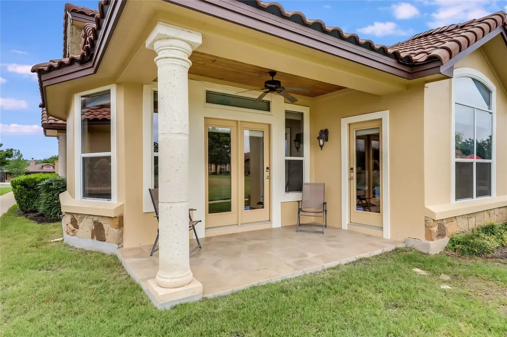 2008 American Drive Lago Vista TX 78645