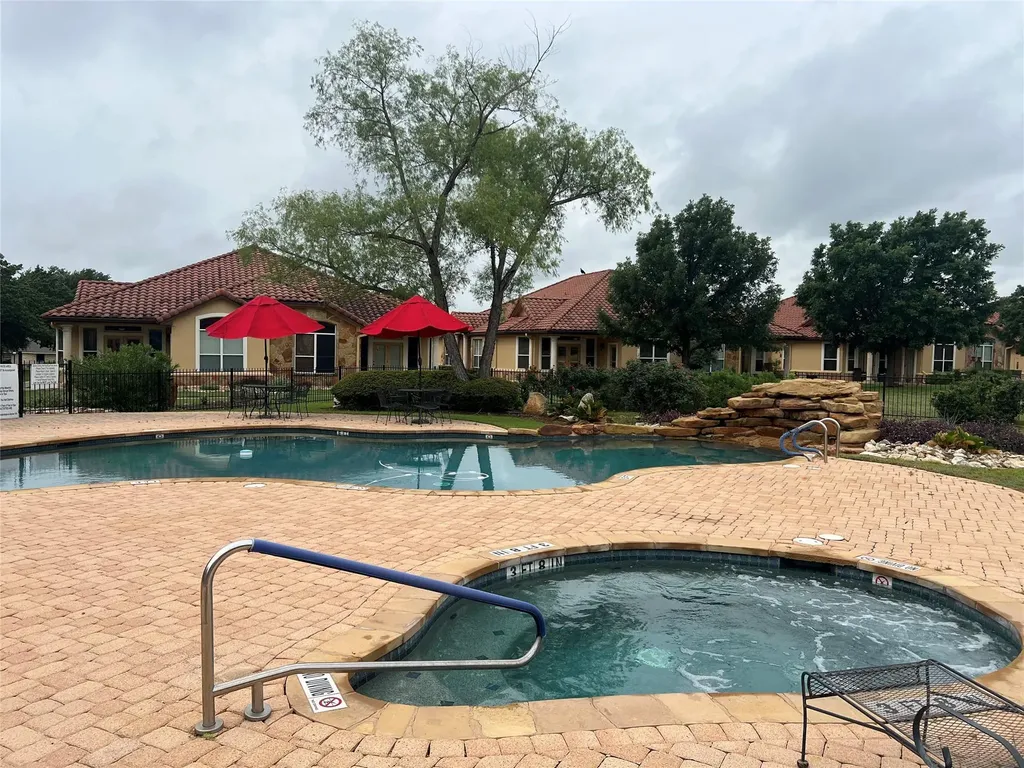 2008 American Drive Lago Vista TX 78645