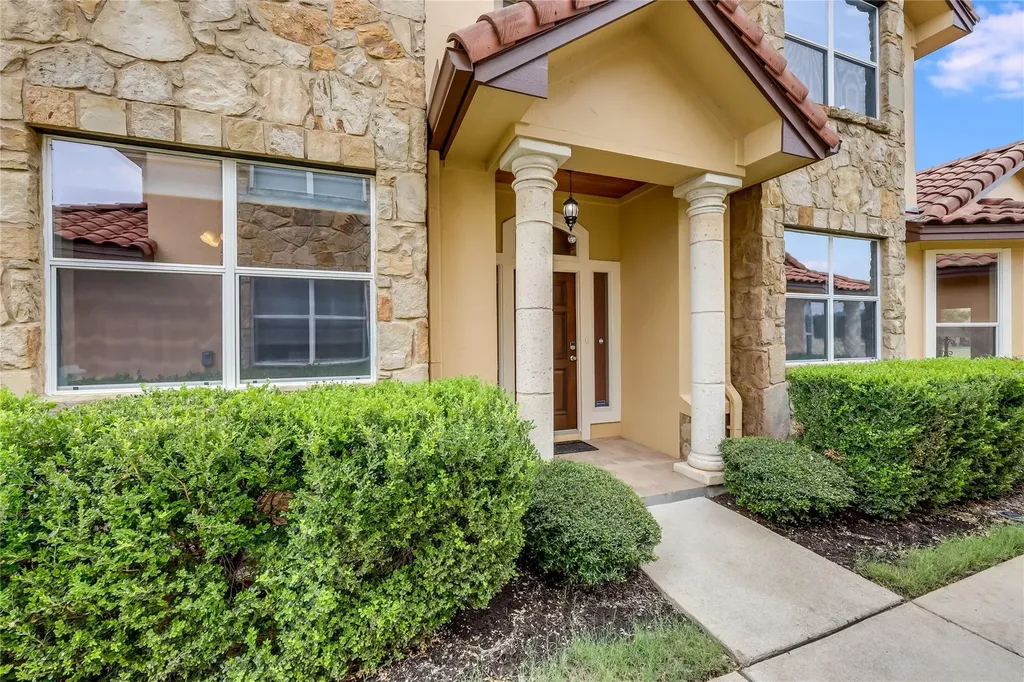 2008 American Drive Lago Vista TX 78645
