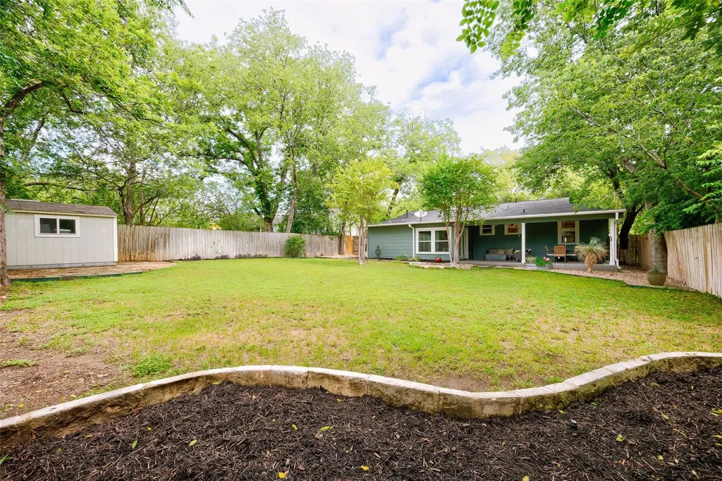 1803 Alguno Road Austin TX 78757