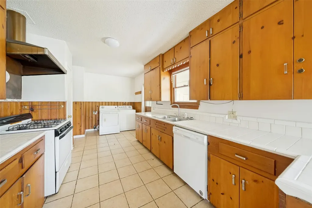 209 Woodward Street Austin TX 78704