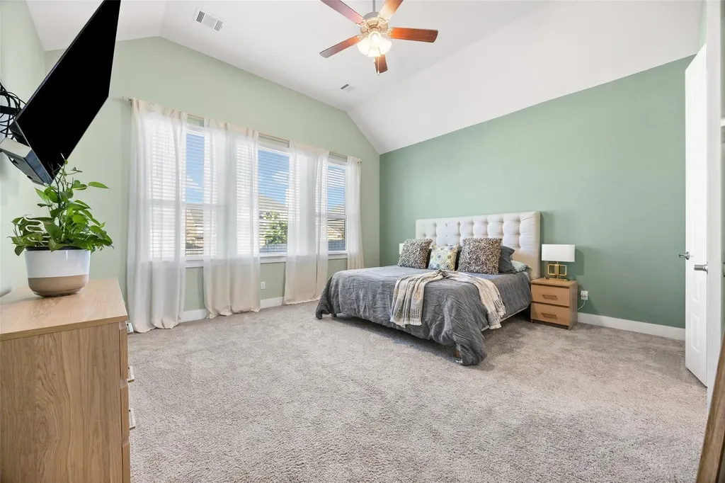 531 Great Lawn Bend Liberty Hill TX 78642