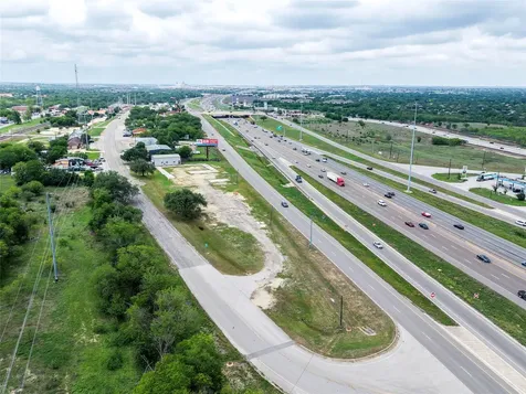 505 S Old Highway 81 Kyle TX 78640