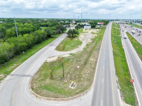 505 S Old Highway 81 Kyle TX 78640