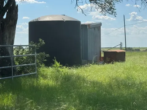1806 County Road 2425 Iredell TX 76649