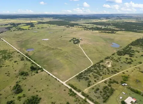 1806 County Road 2425 Iredell TX 76649