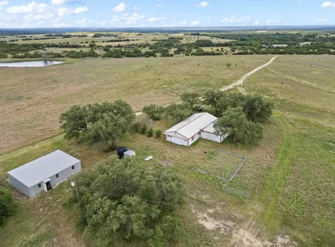 1806 County Road 2425 Iredell TX 76649