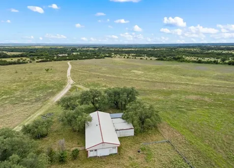1806 County Road 2425 Iredell TX 76649