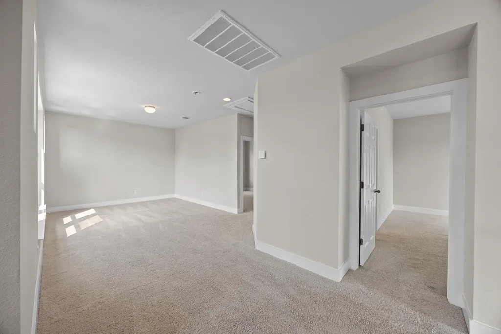 1004 Sue Ann Rose Drive Austin TX 78717