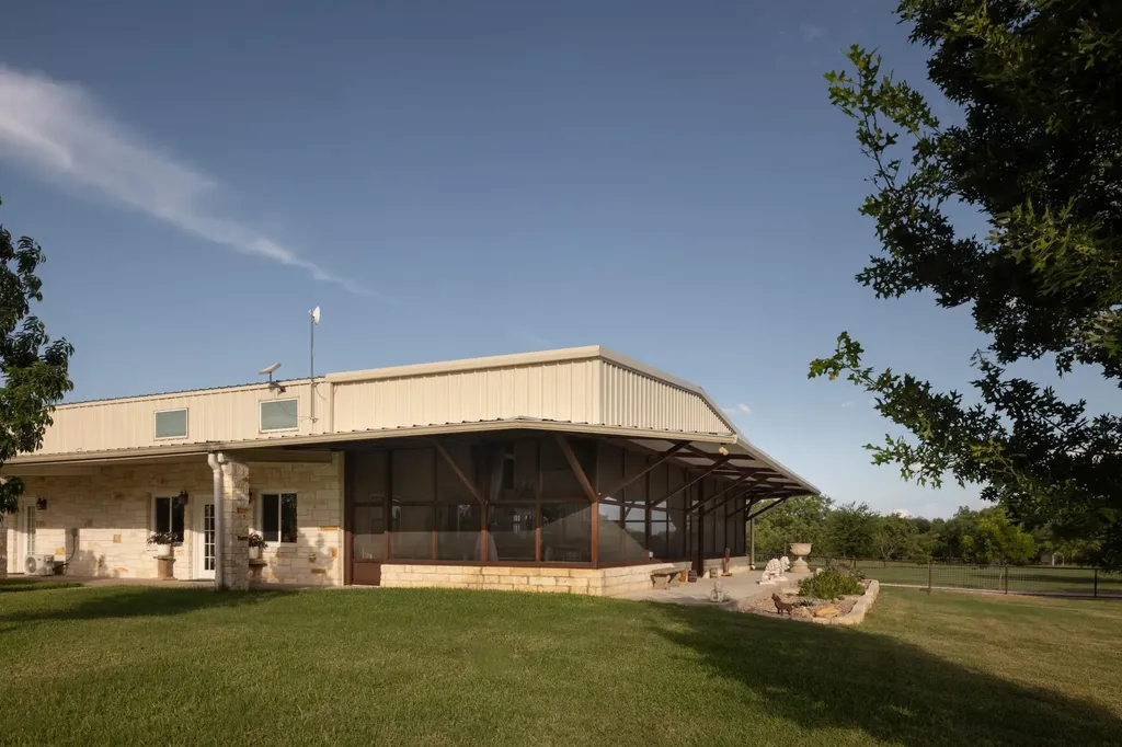 1930 County Road 413 Llano TX 78643