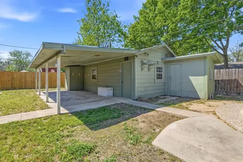 1307 Aspen Street Lockhart TX 78644