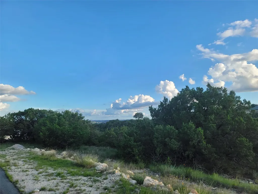9063-9068 Bell Lane Lago Vista TX 78645