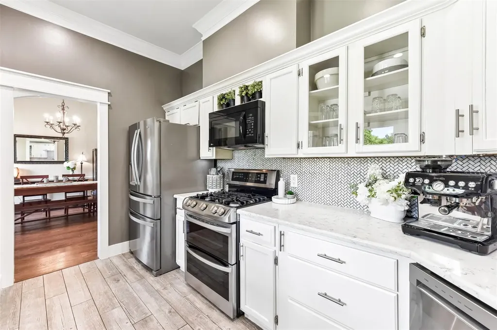 12500 Turkey Ridge Court Austin TX 78729
