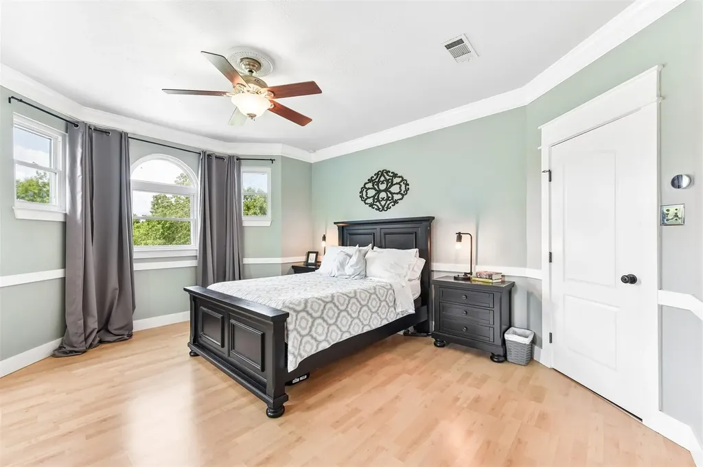 12500 Turkey Ridge Court Austin TX 78729