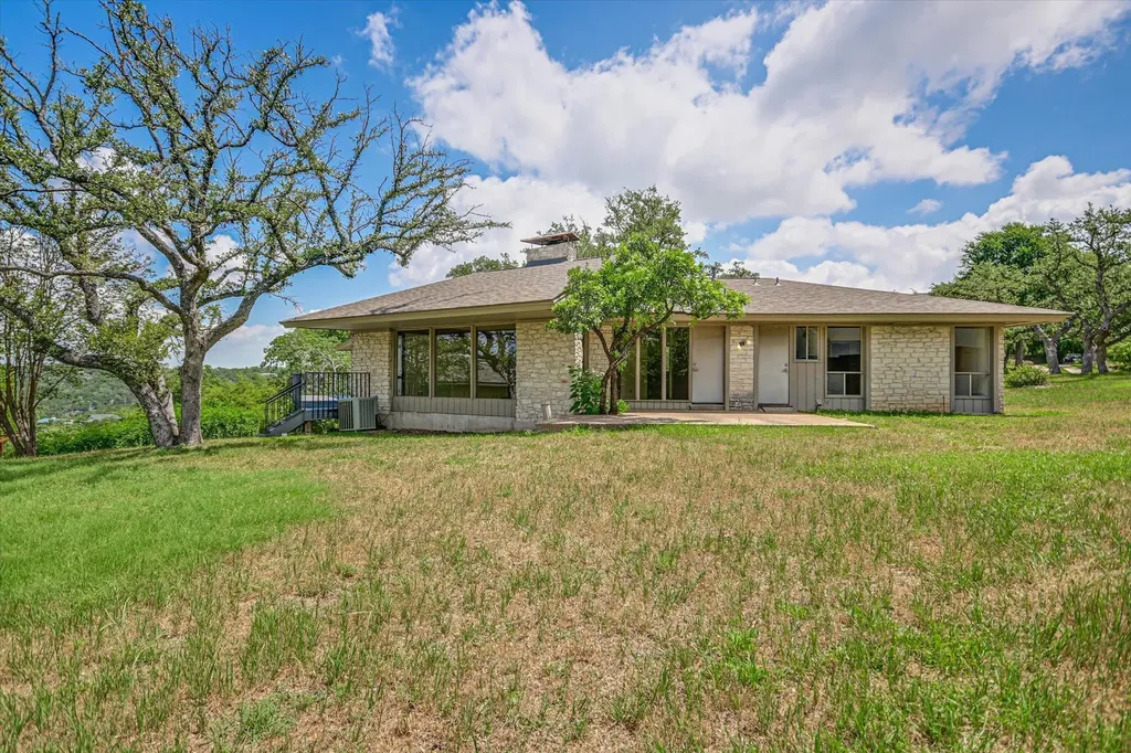 6904 Stahl Cove Austin TX 78731