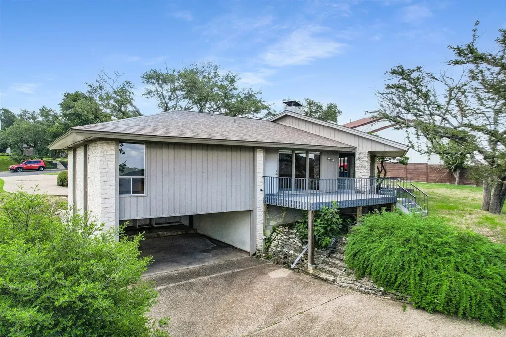 6904 Stahl Cove Austin TX 78731