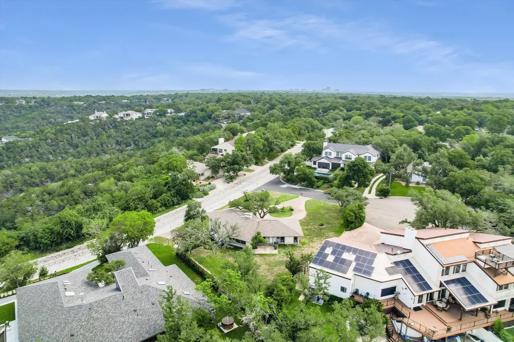 6904 Stahl Cove Austin TX 78731
