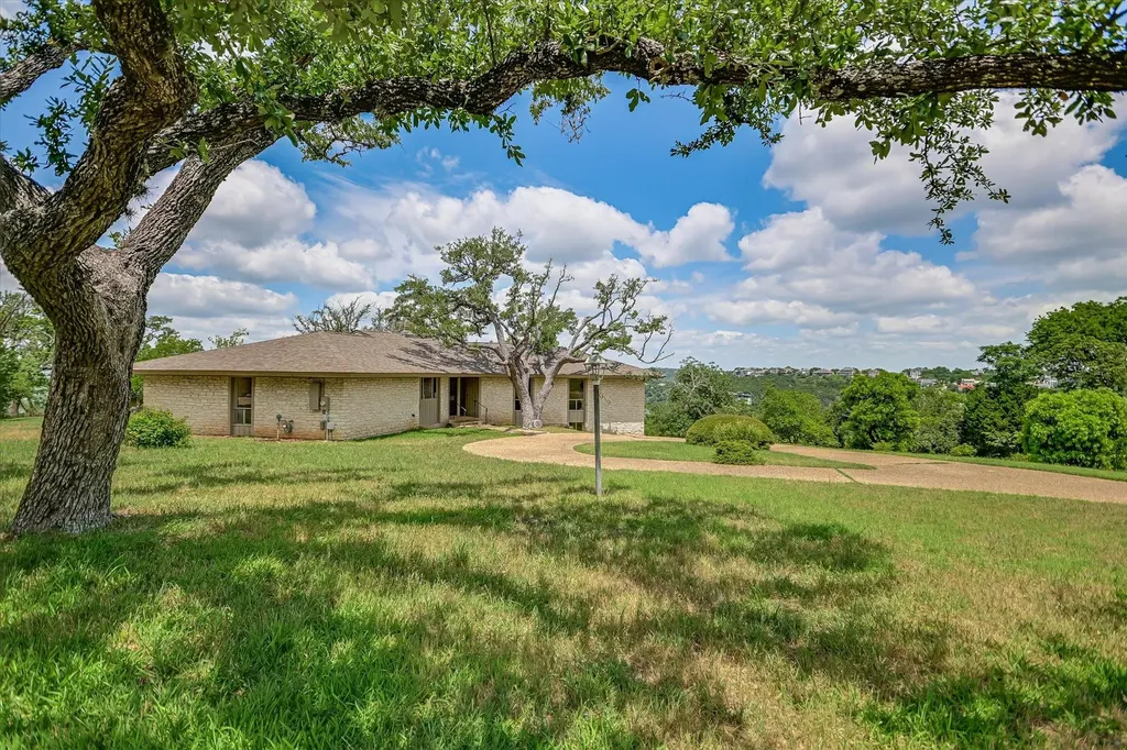 6904 Stahl Cove Austin TX 78731