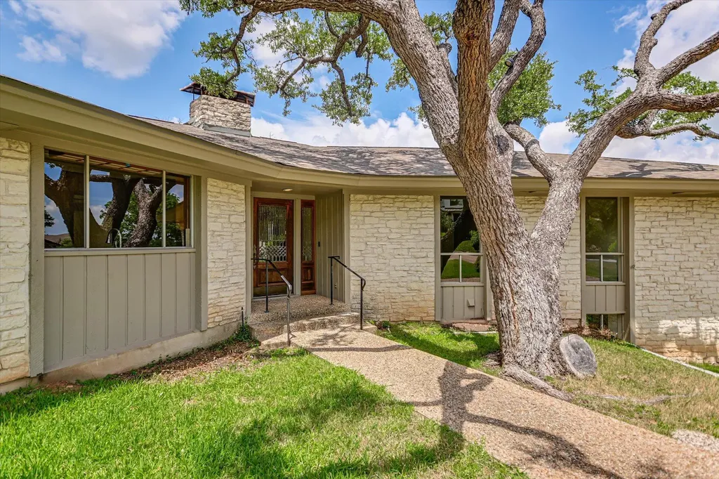 6904 Stahl Cove Austin TX 78731