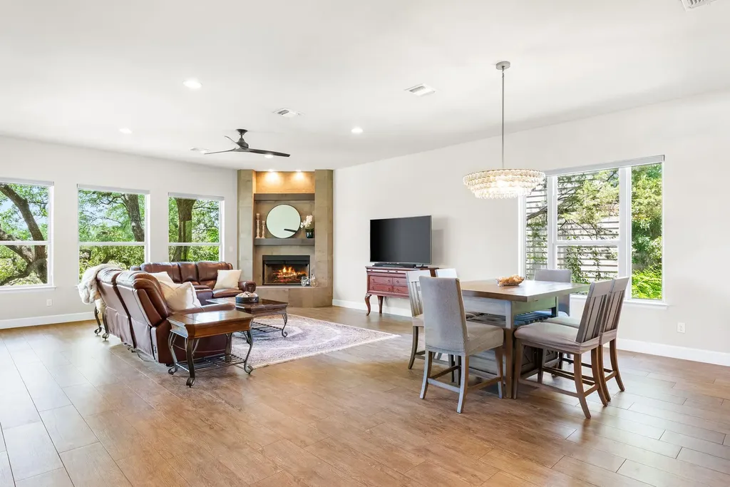 14213 Red Feather Trail Austin TX 78734