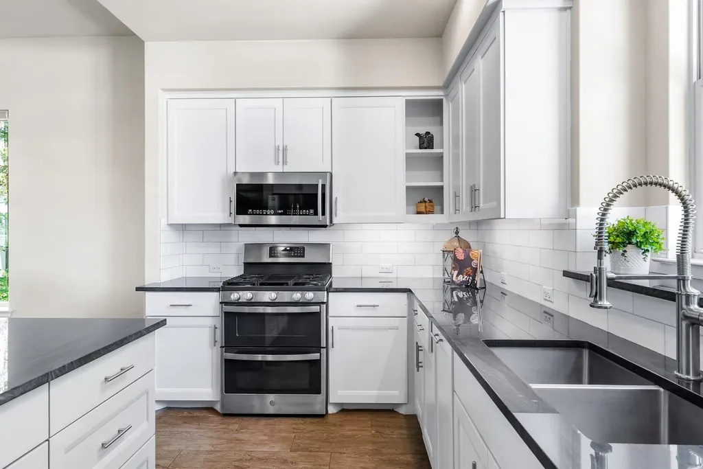 14213 Red Feather Trail Austin TX 78734