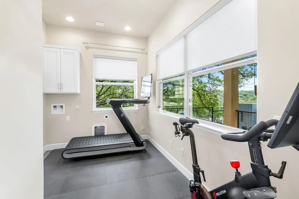 14213 Red Feather Trail Austin TX 78734
