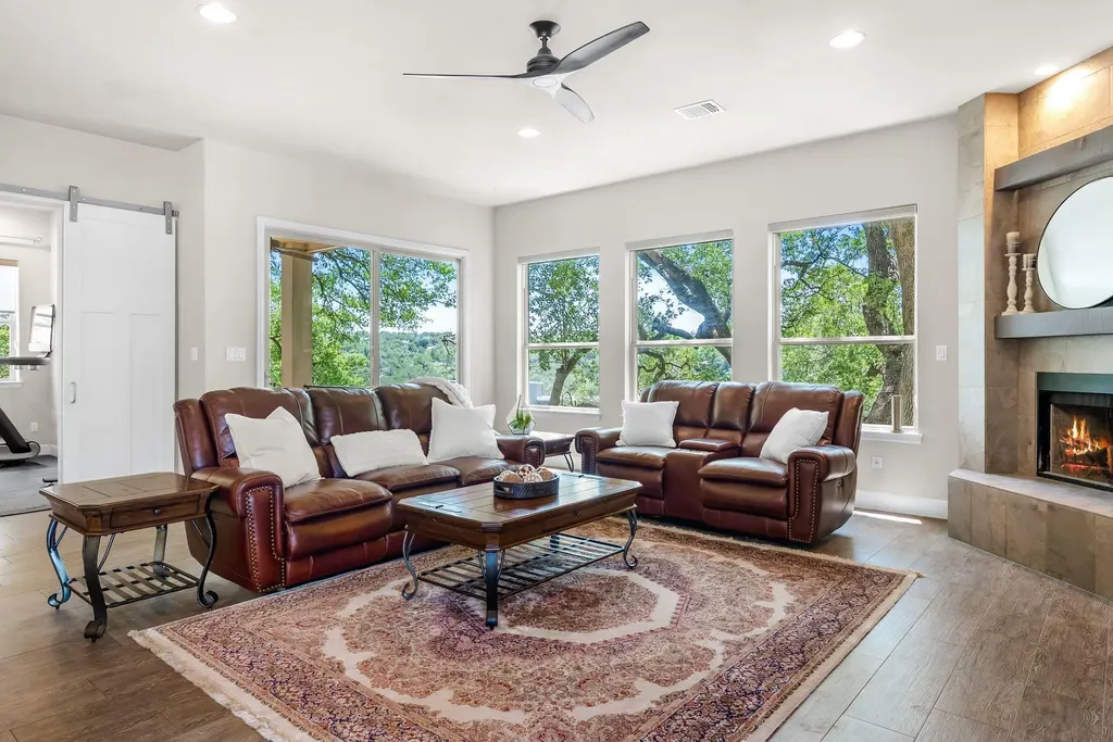 14213 Red Feather Trail Austin TX 78734