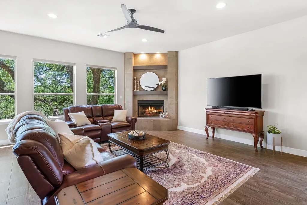 14213 Red Feather Trail Austin TX 78734