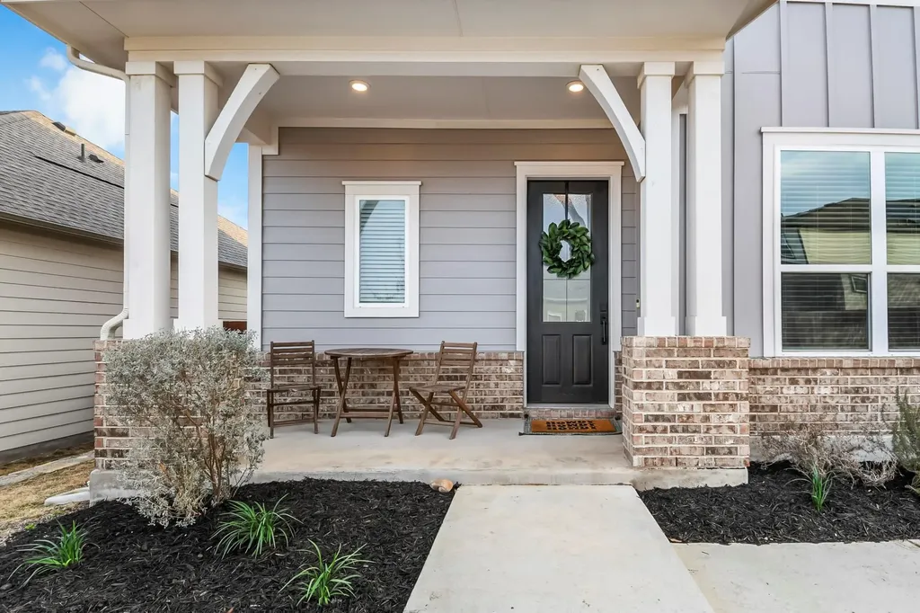 166 Twistleaf Drive Buda TX 78610
