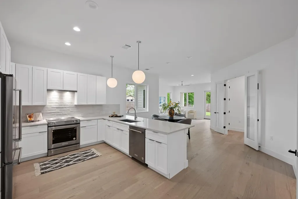 3614 Abbate Circle Austin TX 78721