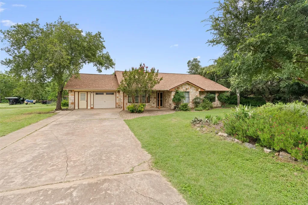 605 Oak Crest Lane Georgetown TX 78628