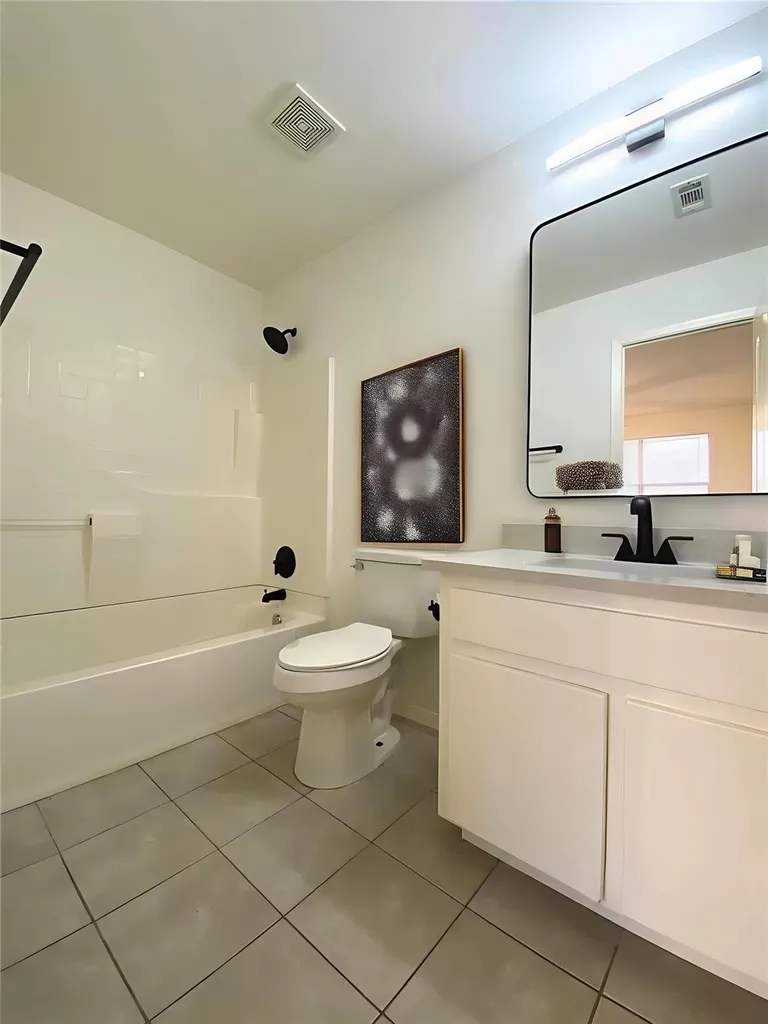 5201 Bogey Court Austin TX 78744