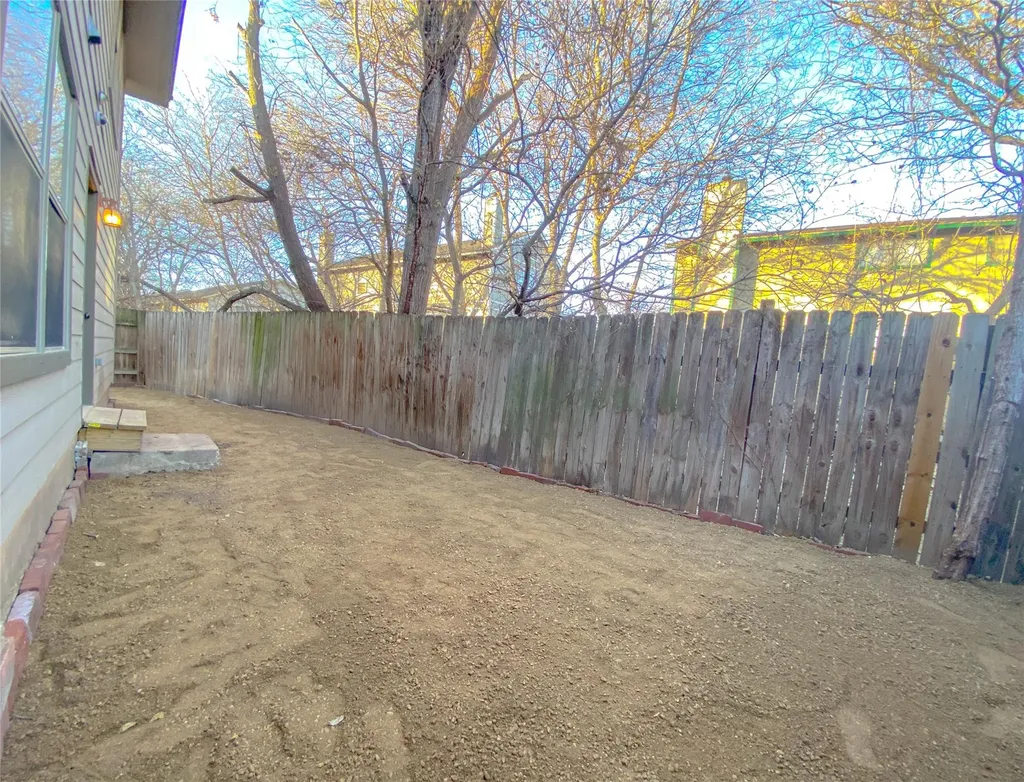 5201 Bogey Court Austin TX 78744