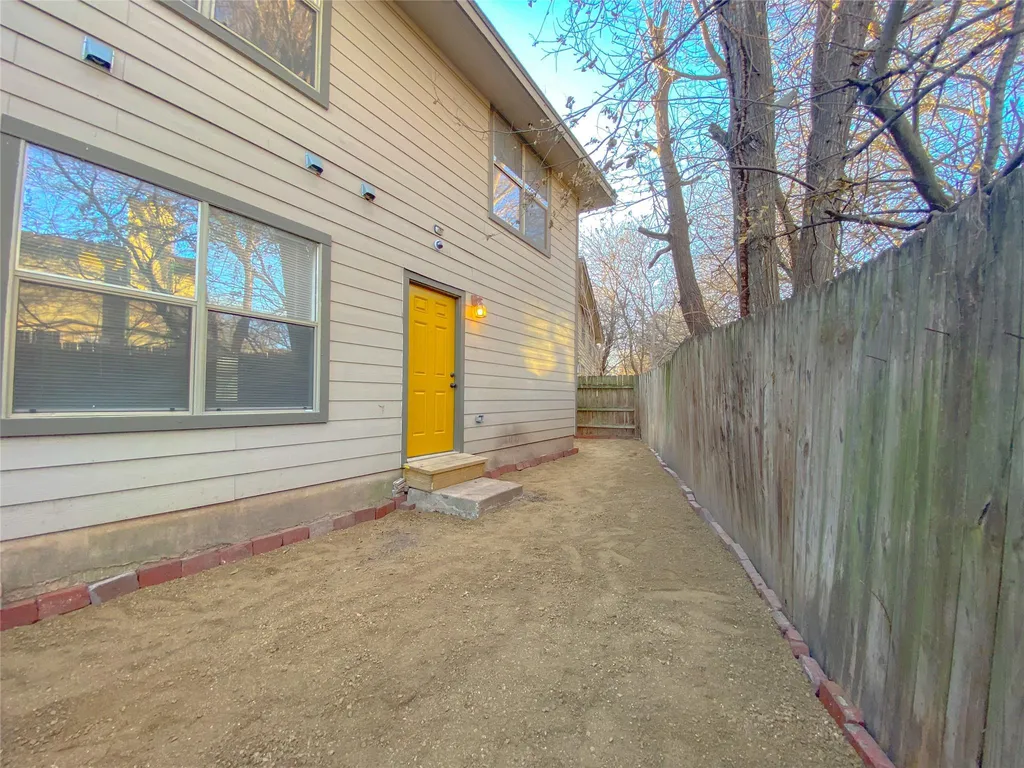 5201 Bogey Court Austin TX 78744