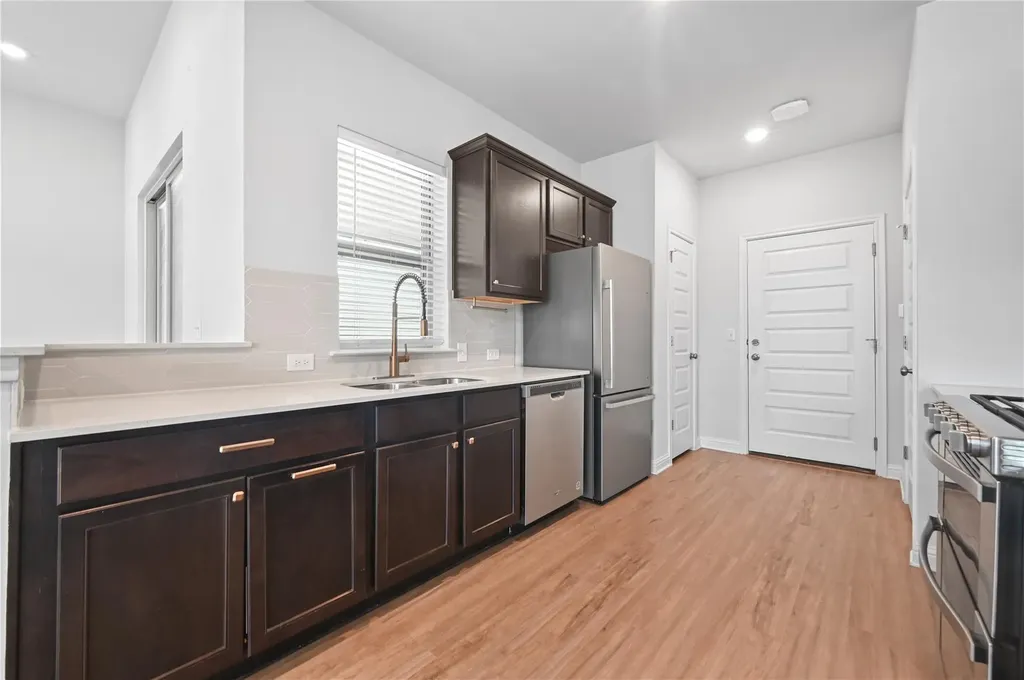 7910 Lennon Drive Austin TX 78744