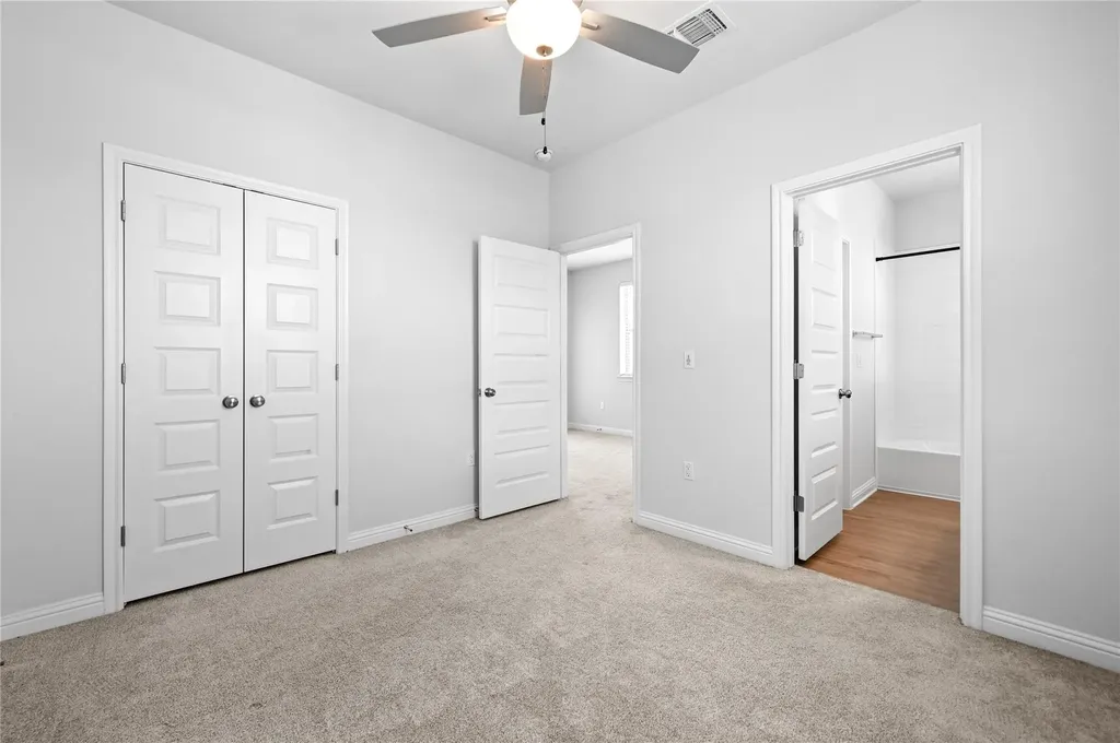 7910 Lennon Drive Austin TX 78744